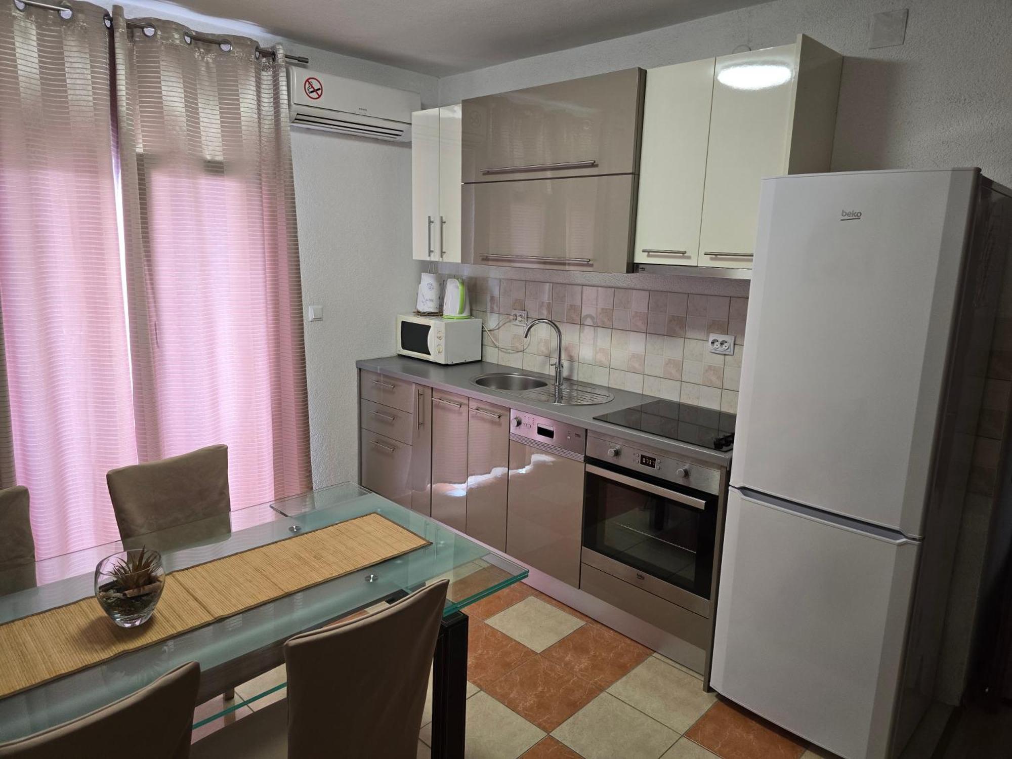 Apartmens Leona Apartament