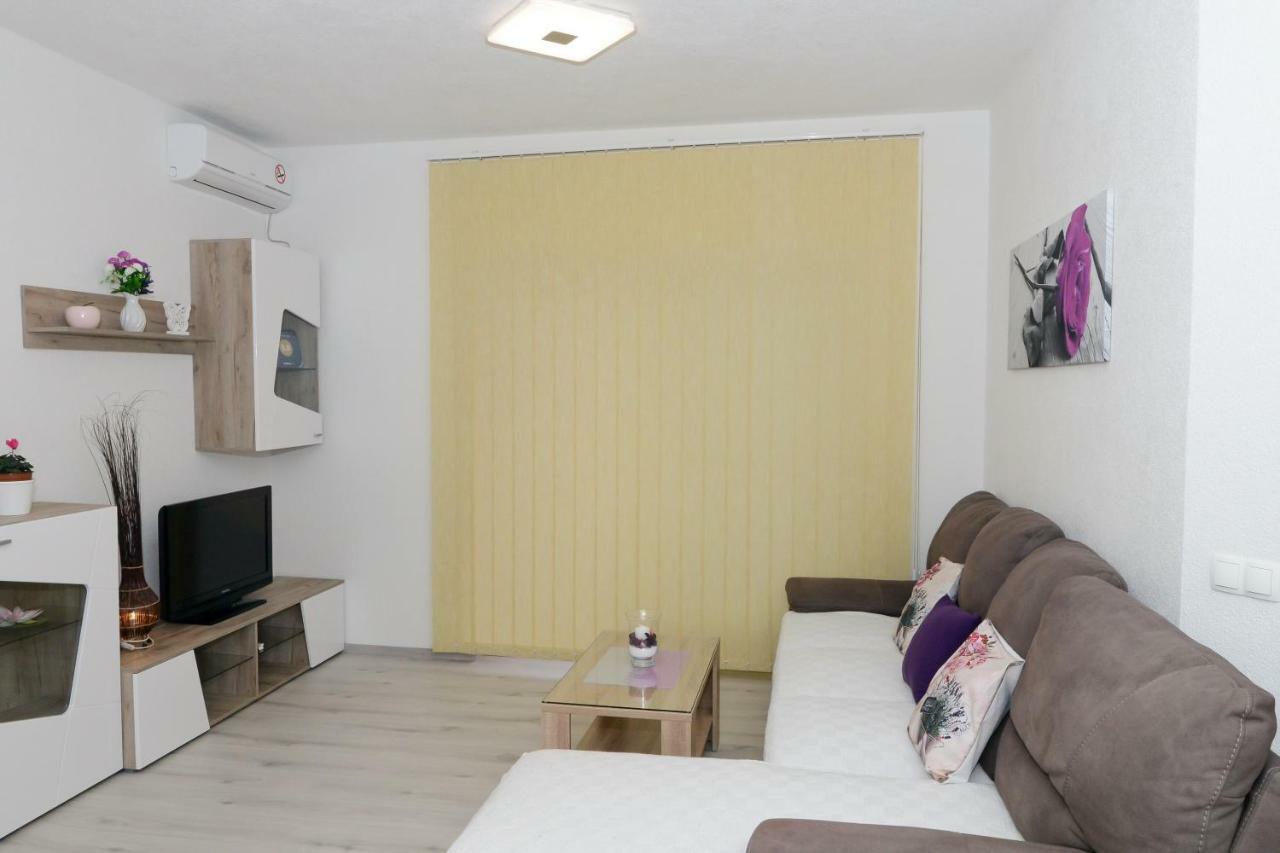 Apartament Apartmens Leona
