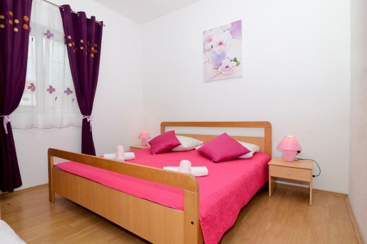 Apartmens Leona Apartament *